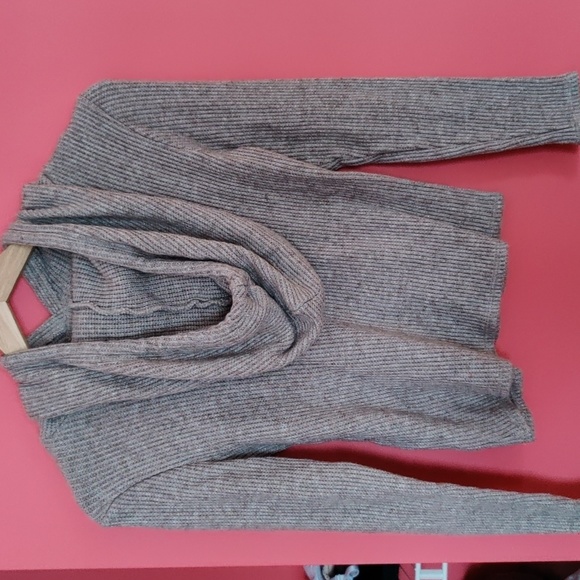 Sweatshirt - Picture 2 of 2